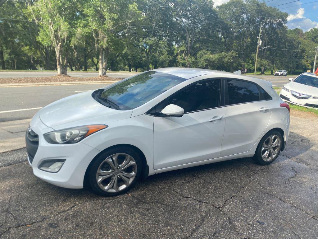 2013 Hyundai Elantra - $4,300