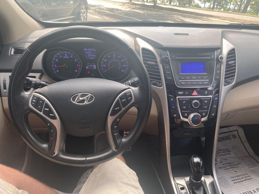 2013 Hyundai Elantra - $4,300