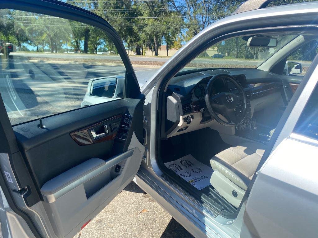 2011 Mercedes-Benz GLK-Class - $6,500