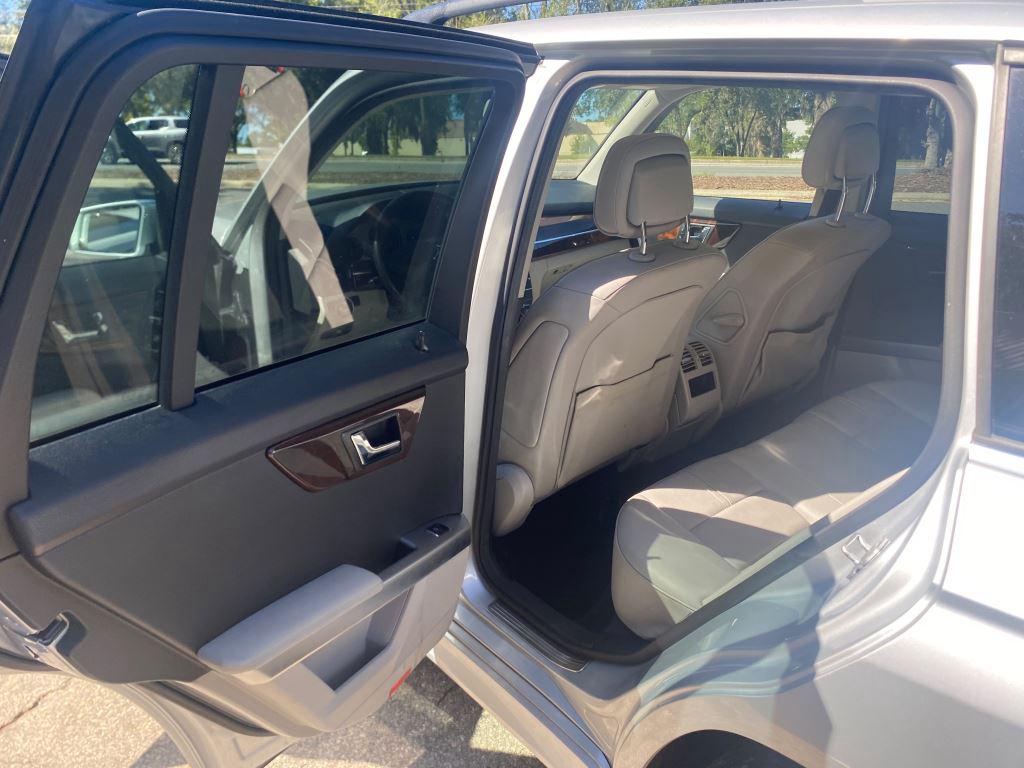 2011 Mercedes-Benz GLK-Class - $6,500