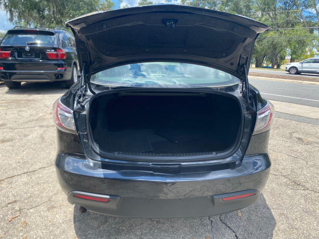 2011 MAZDA MAZDA3 - $4,500
