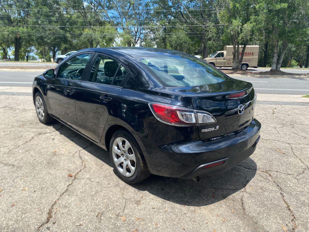 2011 MAZDA MAZDA3 - $4,500