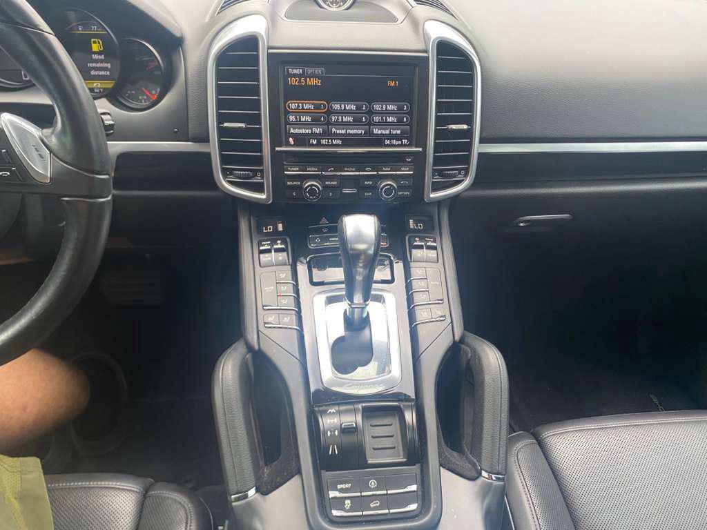 2013 Porsche Cayenne - $10,995