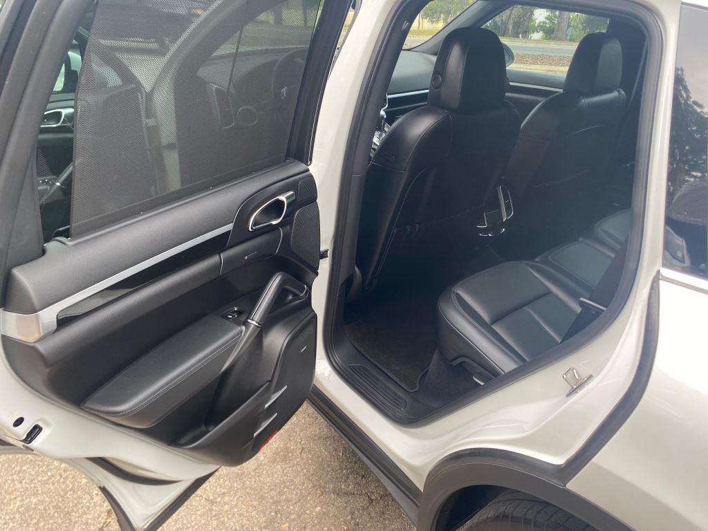 2013 Porsche Cayenne - $10,995