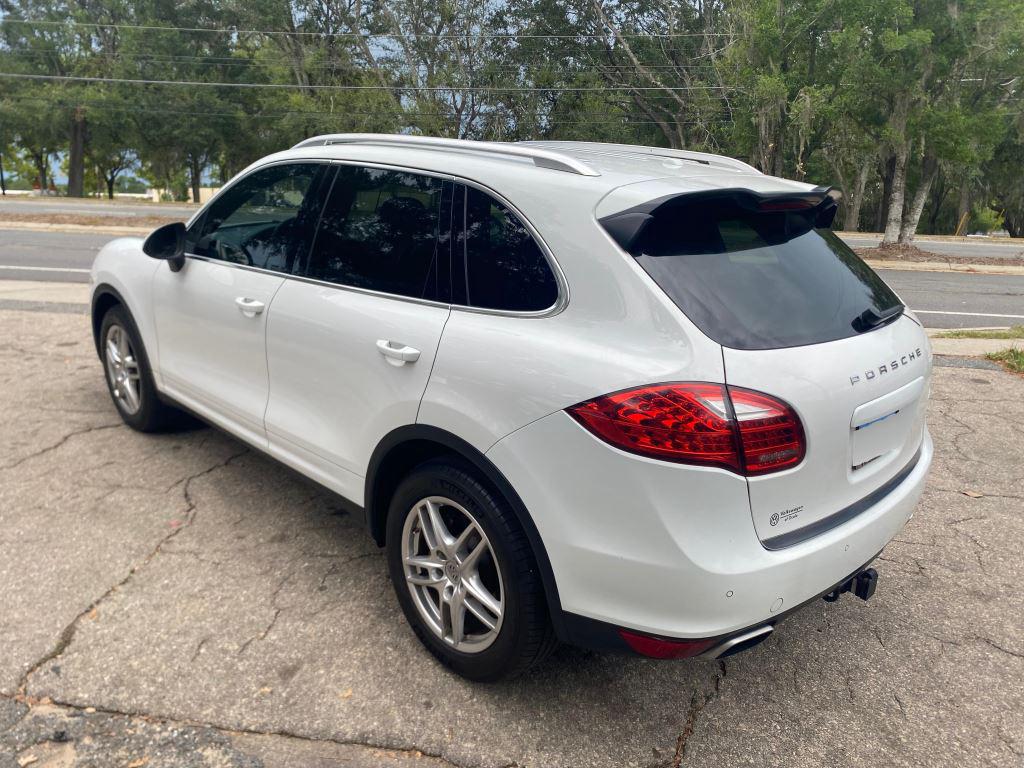 2013 Porsche Cayenne - $10,995