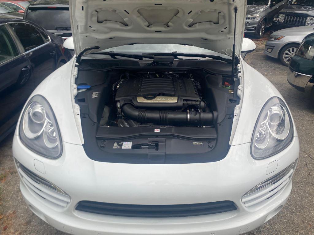 2013 Porsche Cayenne - $10,995