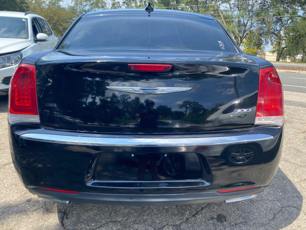 2016 Chrysler 300 - $5,995