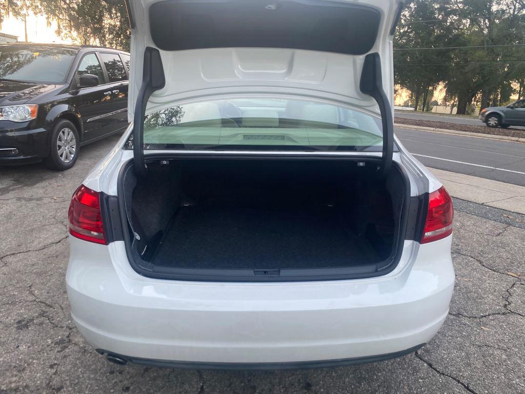 2015 Volkswagen Passat - $5,995