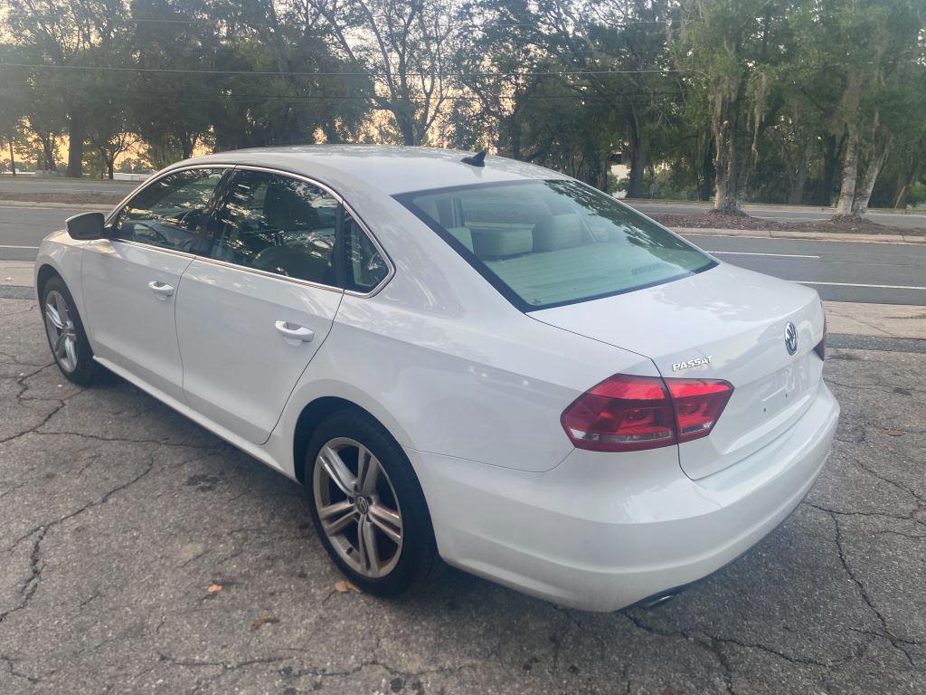 2015 Volkswagen Passat - $5,995