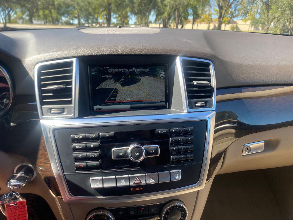 2014 Mercedes-Benz Ml-class - $9,995