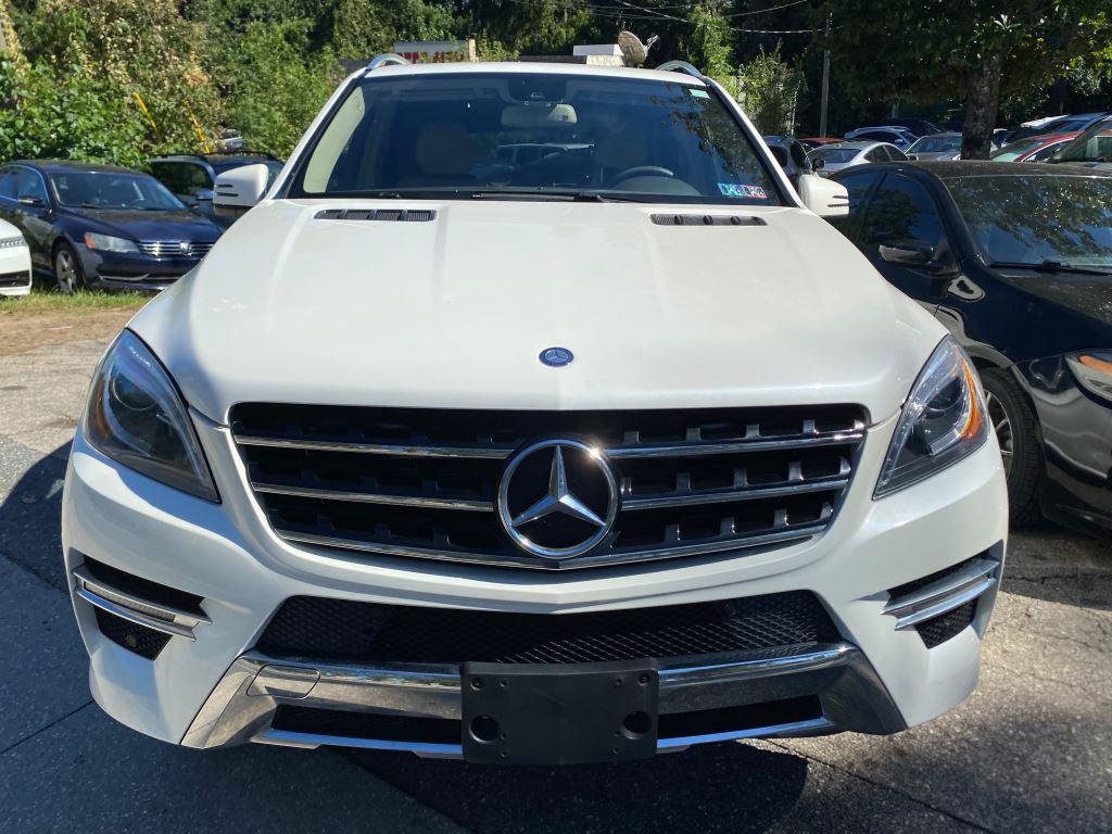 2014 Mercedes-Benz Ml-class - $9,995