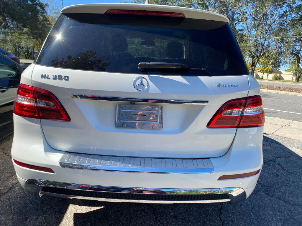 2014 Mercedes-Benz Ml-class - $9,995
