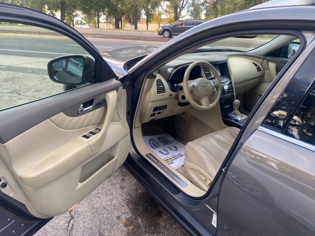 2013 INFINITI FX - $7,995