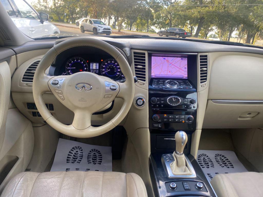 2013 INFINITI FX - $7,995
