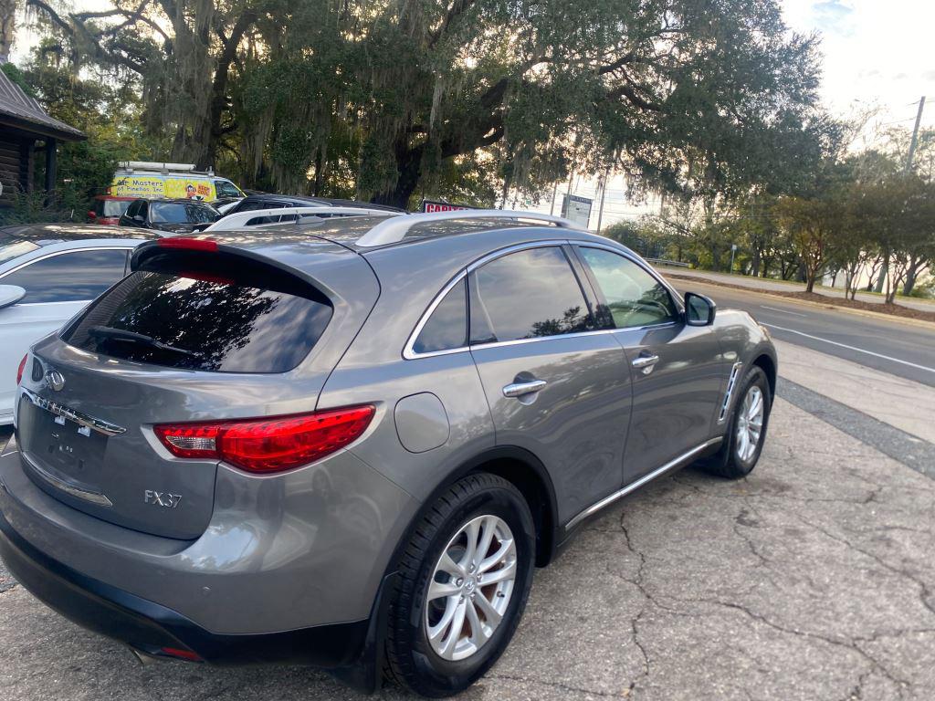 2013 INFINITI FX - $7,995