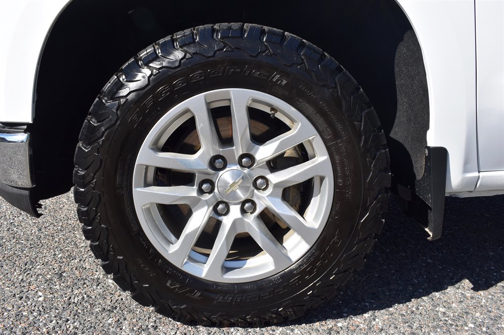 2021 Chevrolet Silverado 1500 LT photo