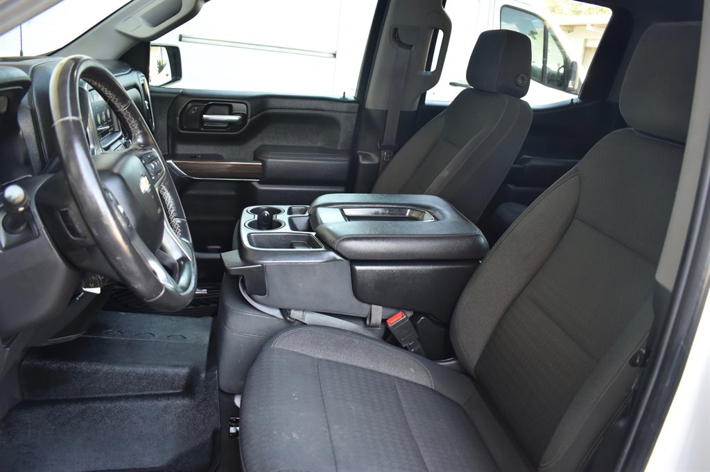 2021 Chevrolet Silverado 1500 LT photo