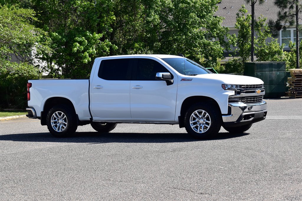 2021 Chevrolet Silverado 1500 LT photo