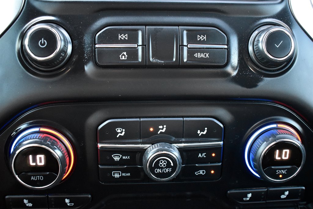 2021 Chevrolet Silverado 1500 LT photo