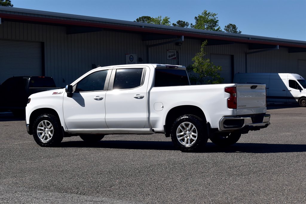 2021 Chevrolet Silverado 1500 LT photo