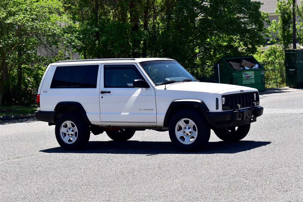 1998 Jeep Cherokee SE photo