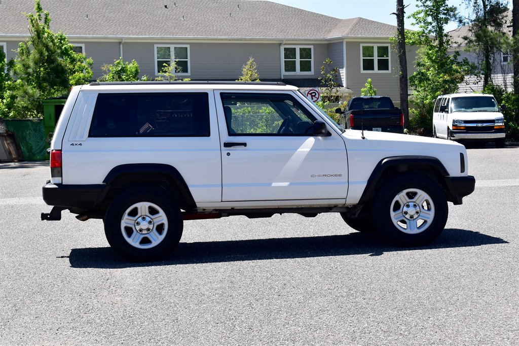 1998 Jeep Cherokee SE photo
