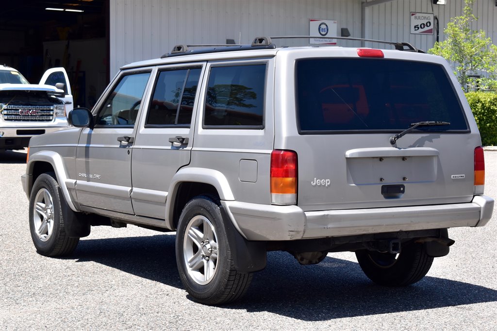 2000 Jeep Cherokee Classic photo