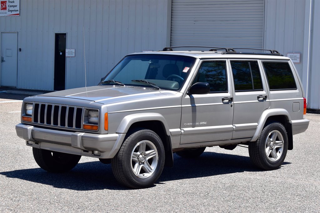 2000 Jeep Cherokee Classic photo