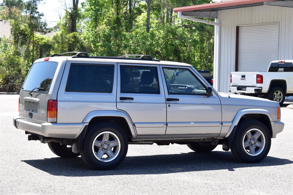 2000 Jeep Cherokee Classic photo