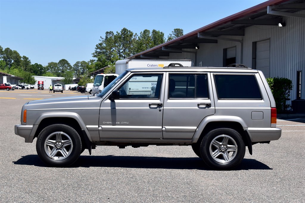 2000 Jeep Cherokee Classic photo