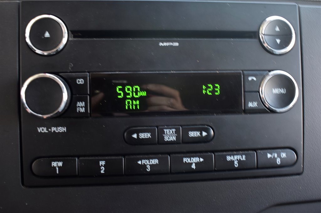 2010 Ford E-150 E-150 XLT photo