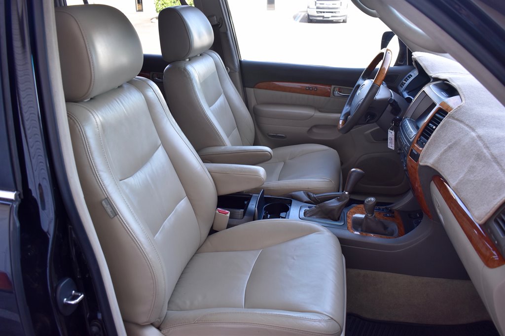 2005 Lexus GX 470 photo