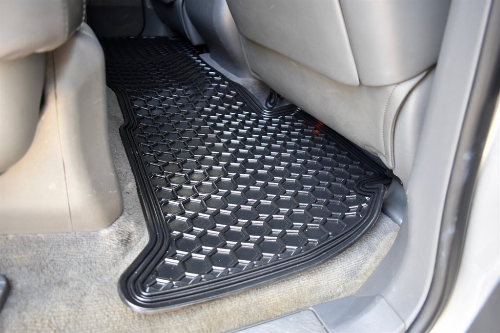2010 Lexus LX 570 photo
