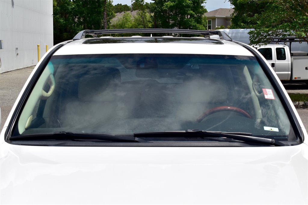 2008 Lexus LX 570 photo
