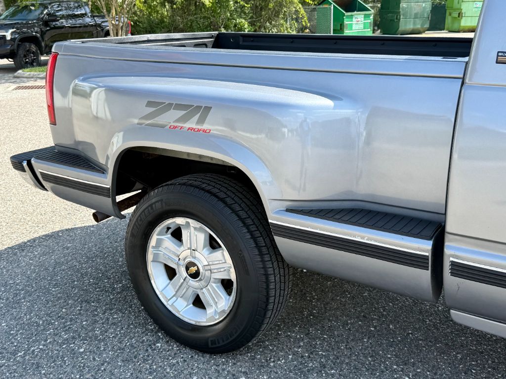 1995 Chevrolet Gmt-400 - $14,800