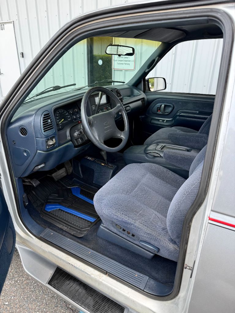 1995 Chevrolet Gmt-400 - $14,800