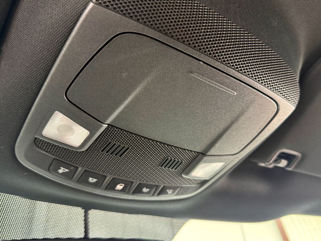 2015 Ford F150 - $11,800