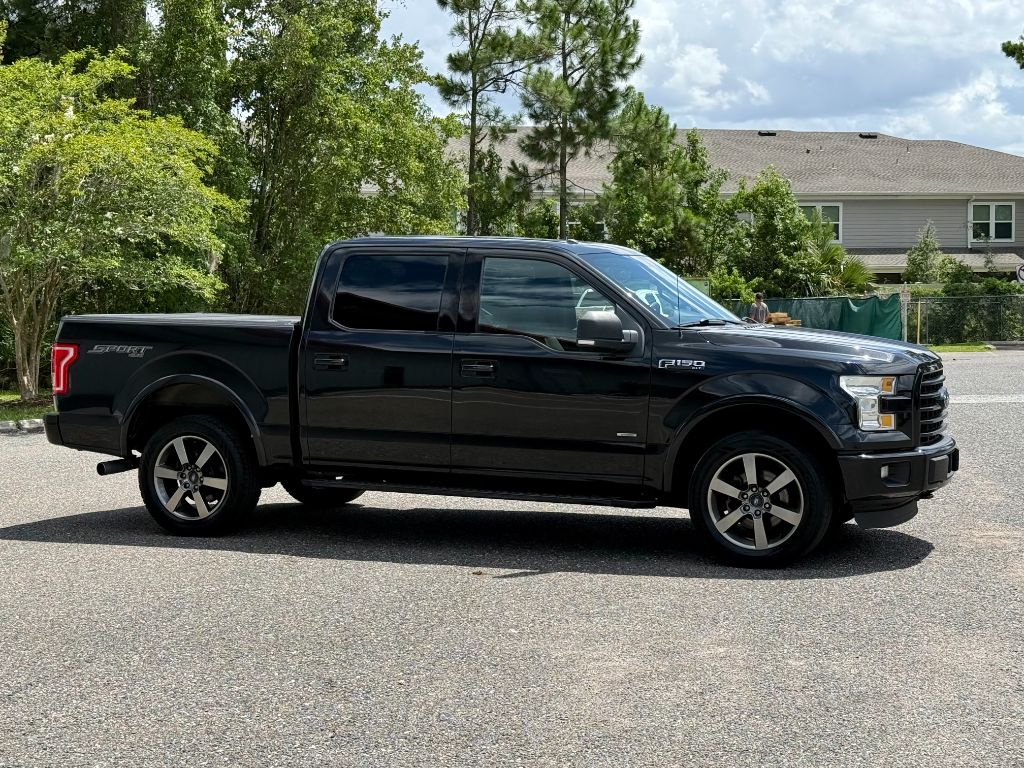 2015 Ford F150 - $11,800
