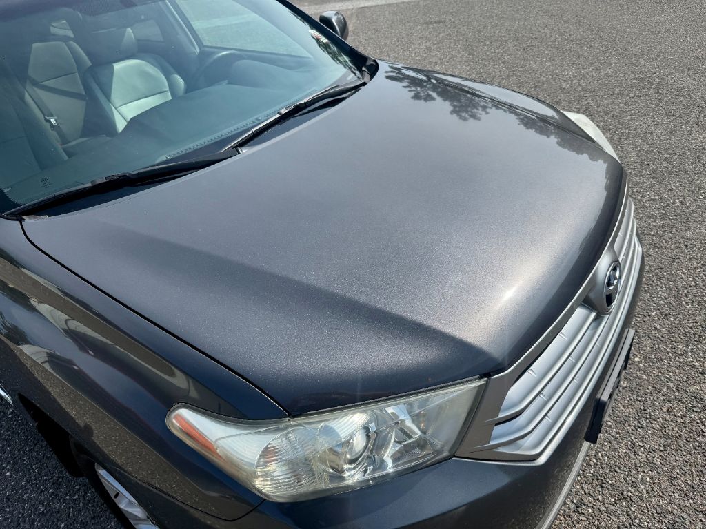 2013 Toyota Highlander - $8,800