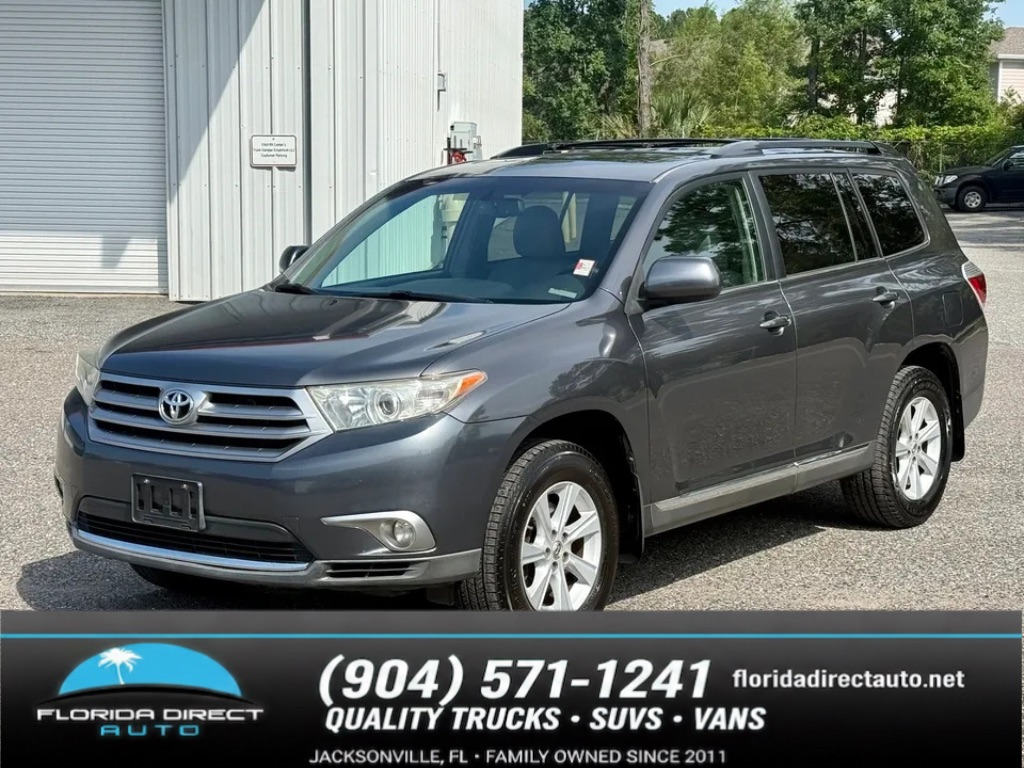 2013 Toyota Highlander - $8,800