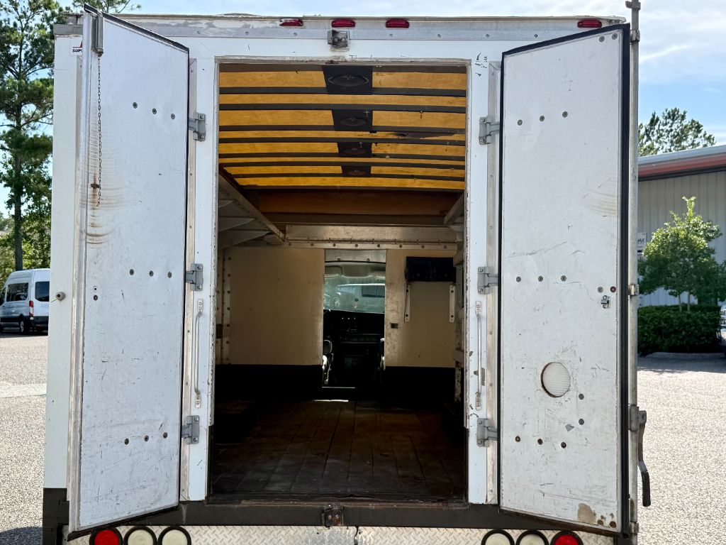 2012 Chevrolet Express - $14,501