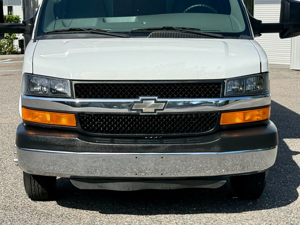 2012 Chevrolet Express - $14,501