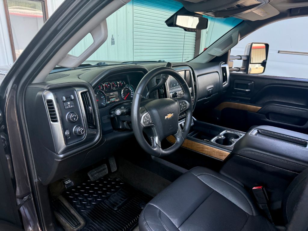 2015 Chevrolet Silverado - $26,800