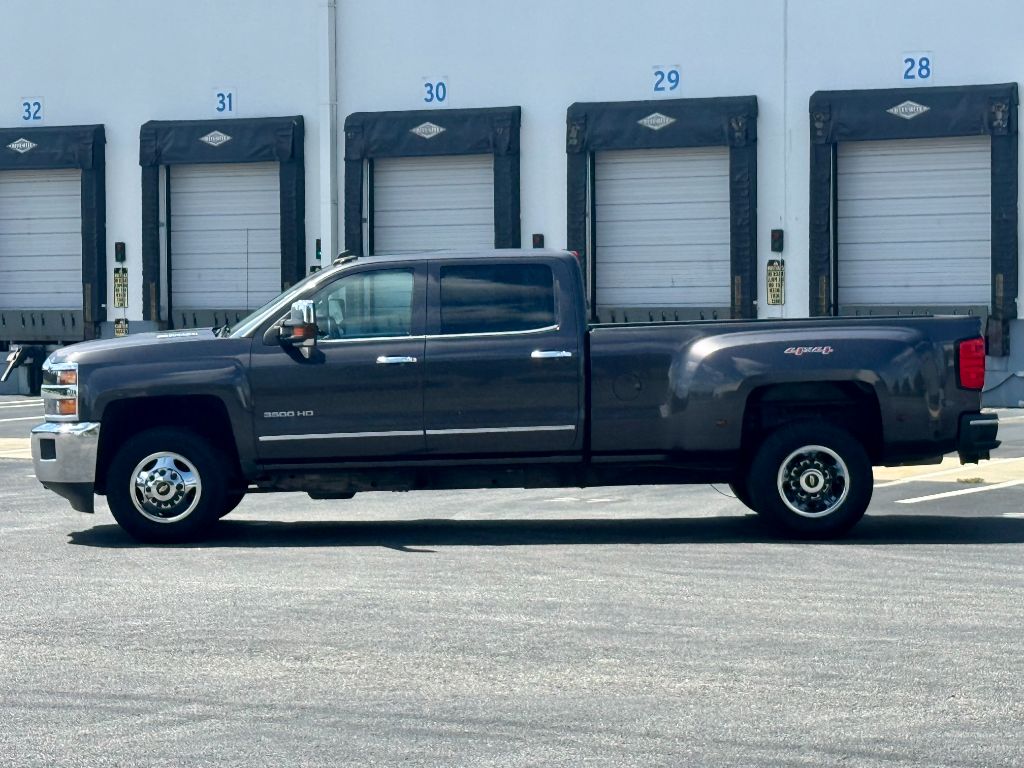 2015 Chevrolet Silverado - $26,800