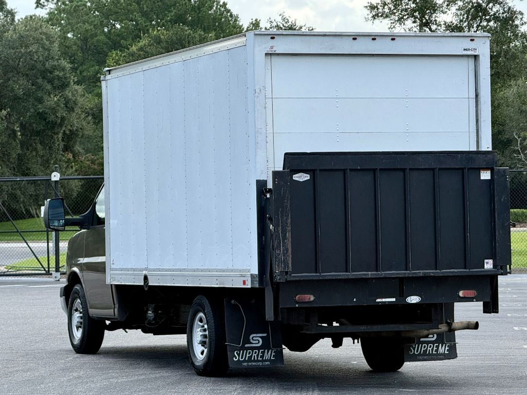 2017 Chevrolet Express - $19,800
