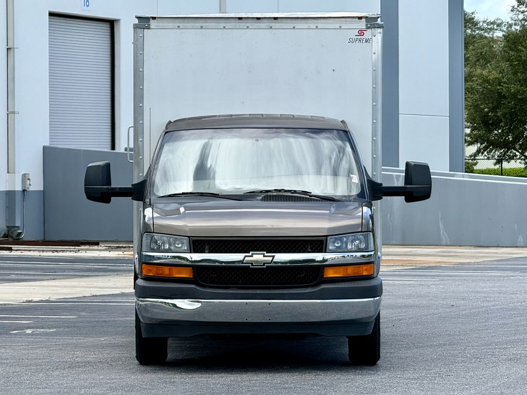 2017 Chevrolet Express - $19,800