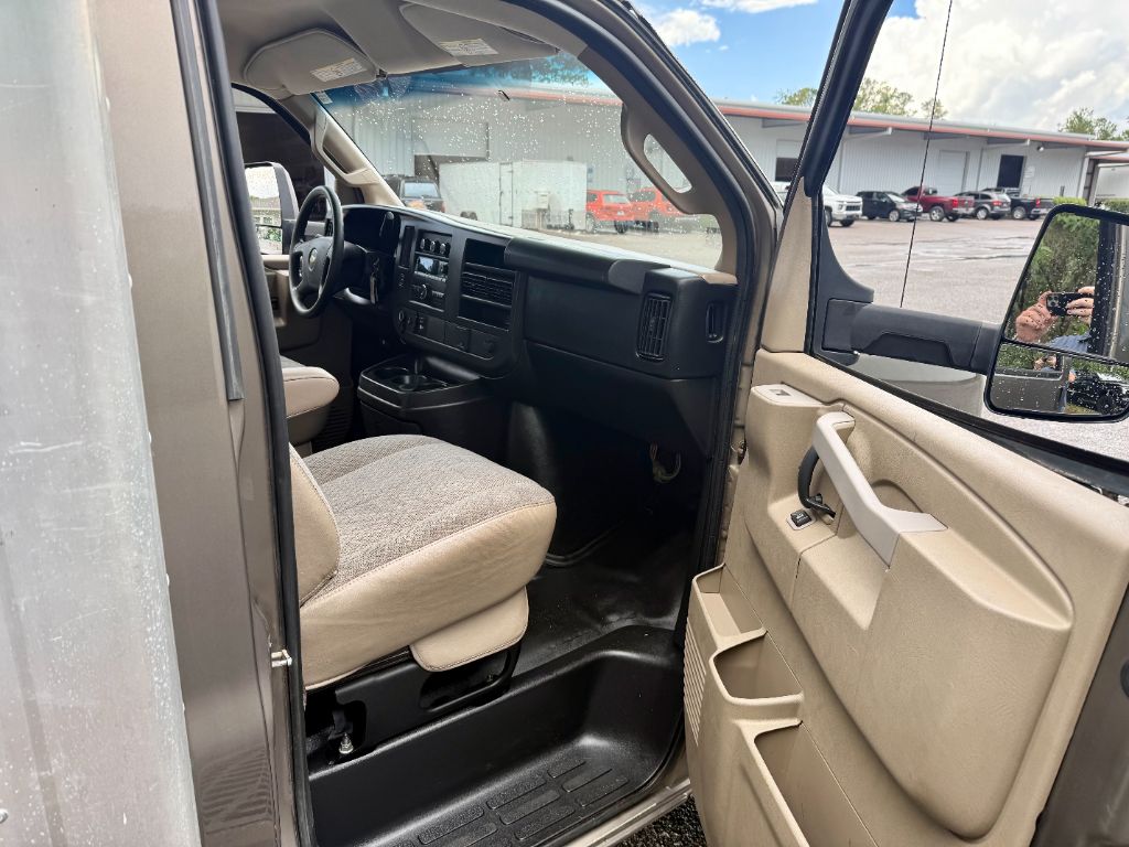 2017 Chevrolet Express - $19,800