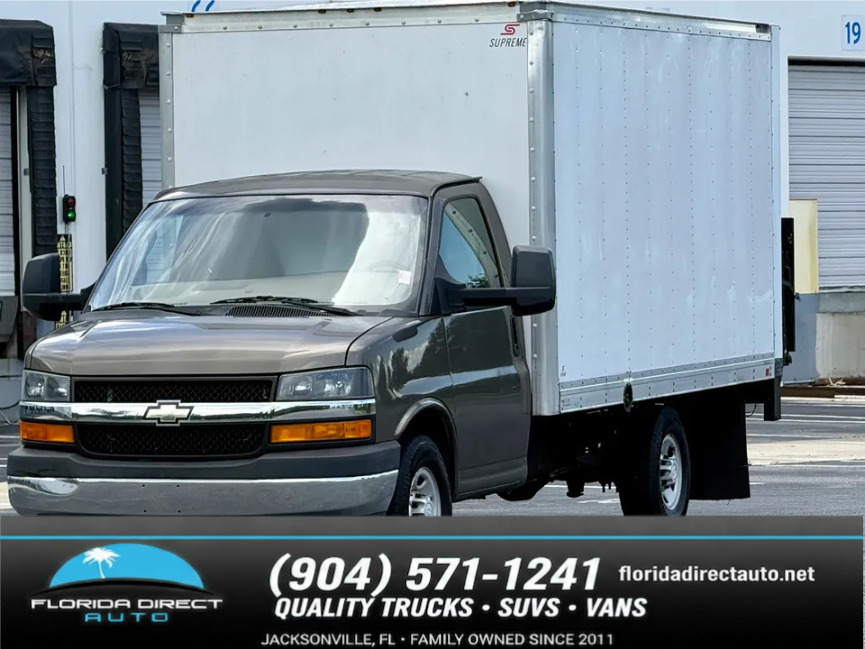 2017 Chevrolet Express - $19,800