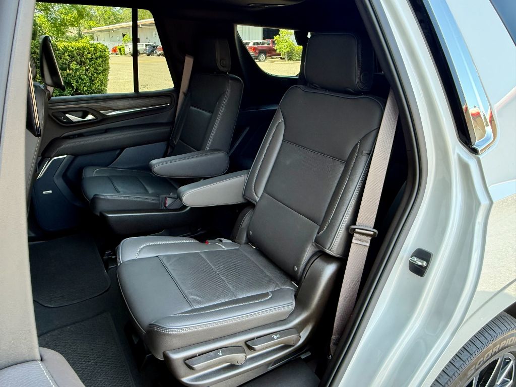 2021 GMC Yukon - $35,800