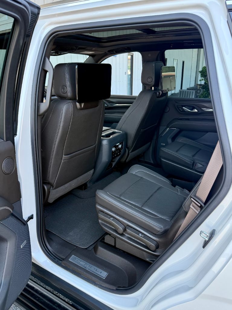 2021 GMC Yukon - $35,800